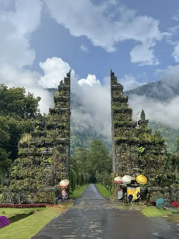 handara gate north bali fullday tour baliwonderstour